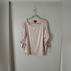 Jennifer Lopez Cream Ruched Sleeve Top